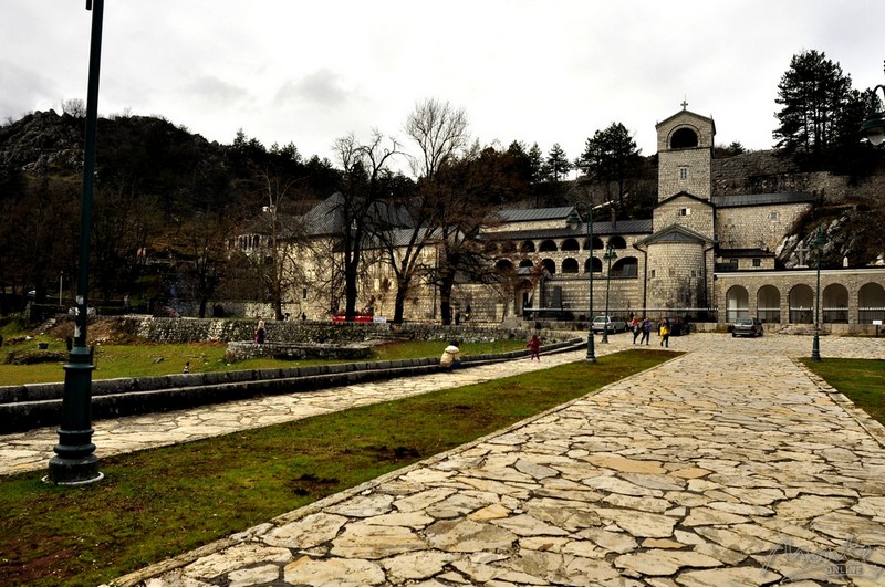 Цетинский монастырь за час до праздника