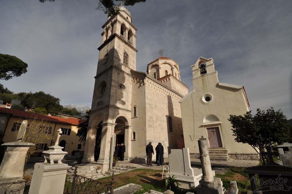 Монастырь Савина, Черногория: Большая и Малая Церкви Успения Пресвятой Богородицы